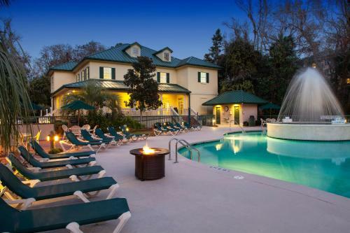 Hotel Waterside Resort By Spinnaker