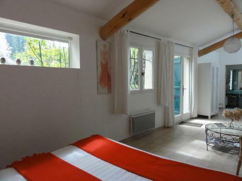 Bed & Breakfast Les Montades Chambres D'h�tes