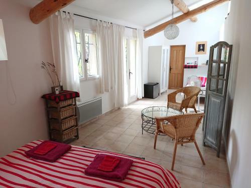 Bed & Breakfast Les Montades Chambres D'h�tes