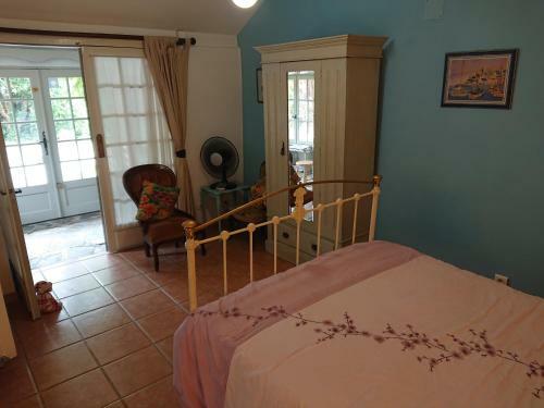Bed & Breakfast Les Montades Chambres D'h�tes
