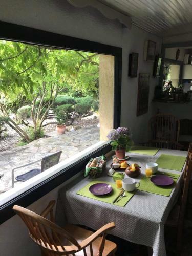 Bed & Breakfast Les Montades Chambres D'h�tes