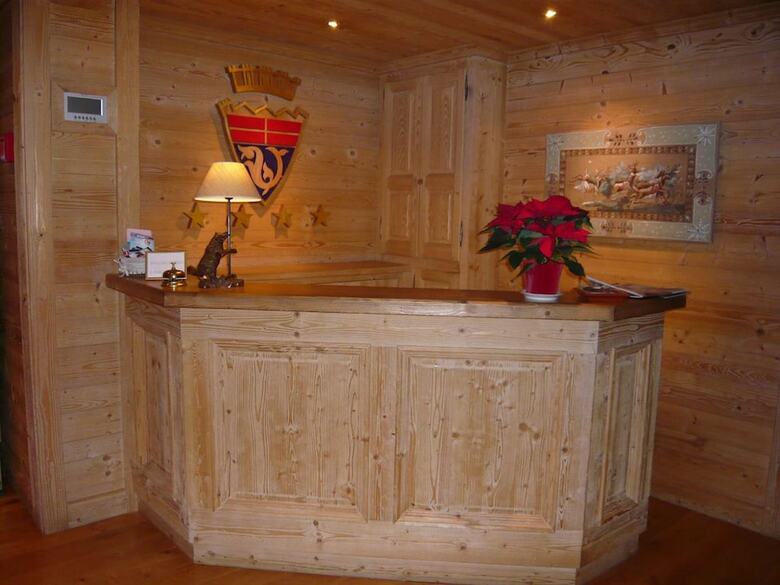 Hotel Aux Ducs De Savoie