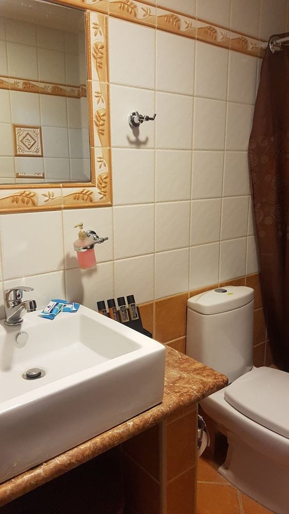 Hostal Epavlis Boutique