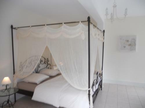 Bed & Breakfast Chambres D'h�tes Caubel