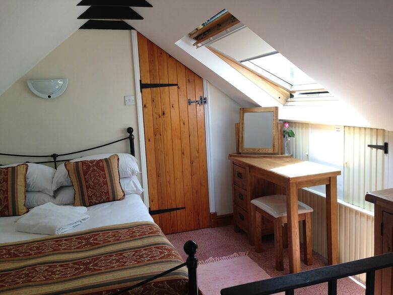 Hostal Devonshire House