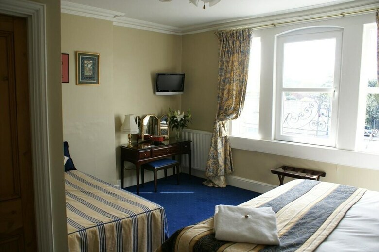 Hostal Devonshire House