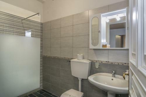 Tuscan Sun Holiday Apartments