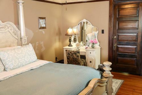 Bed & Breakfast Iron Horse Inn