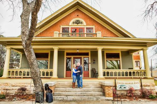 Bed & Breakfast Iron Horse Inn