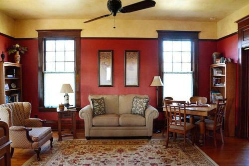 Bed & Breakfast Iron Horse Inn