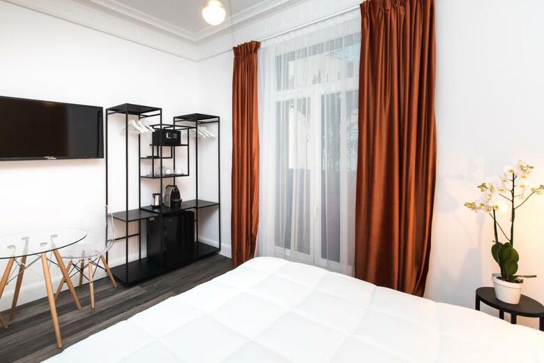 Arome Hotel