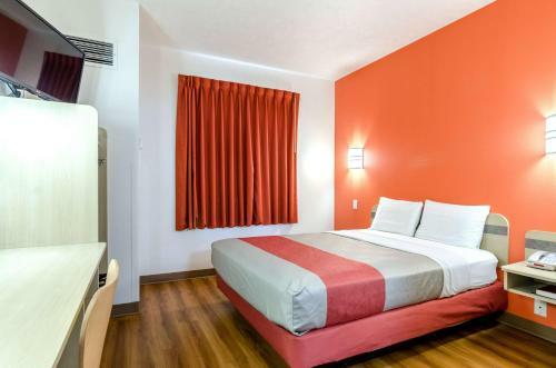 Motel 6 Kearney