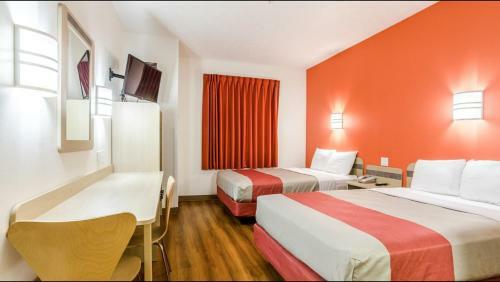 Motel 6 Kearney