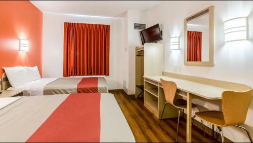 Motel 6 Kearney