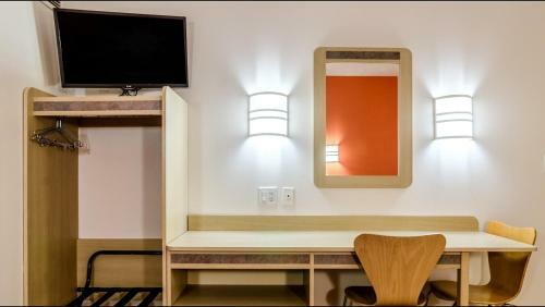 Motel 6 Kearney