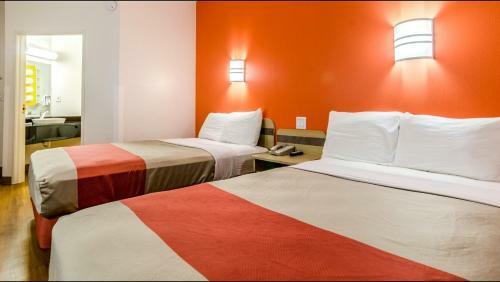 Motel 6 Kearney