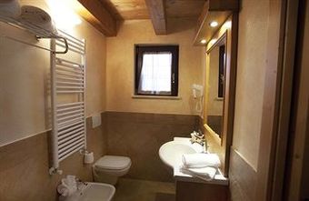 Hotel Garn� Astoria
