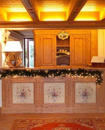 Hotel Garn� Astoria