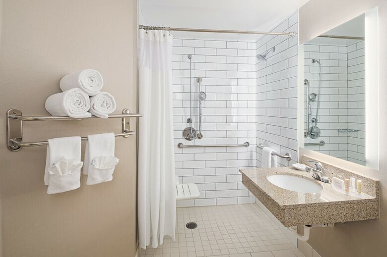 Hotel Springhill Suites By Marriott Denver Airport