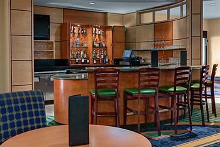 Hotel Springhill Suites By Marriott Denver Airport