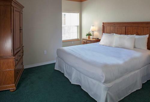 Hotel Palace View Resort By Spinnaker
