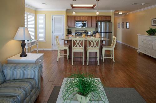 Hotel Palace View Resort By Spinnaker