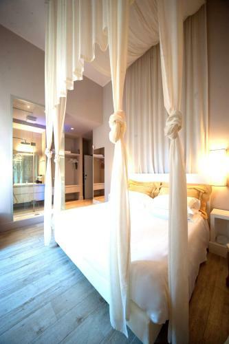 Hostal Le Stanze Di Corteinfiore