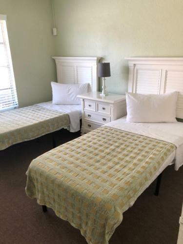 Motel Surf N' Sand