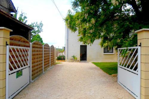 Bed & Breakfast Chambres D'h�tes Le Clos Du Murier