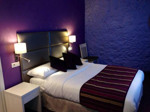 Irin Hotel