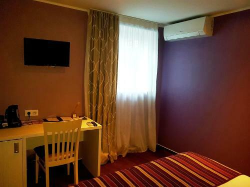 Irin Hotel