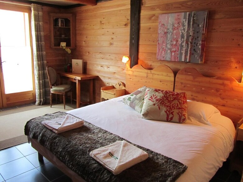 Bed & Breakfast Chalet Le Pot De Miel