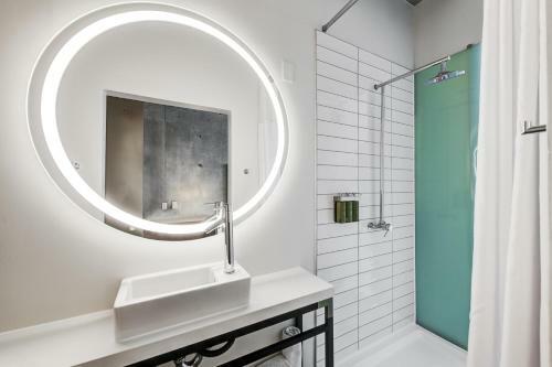 Hotel Nylo Plano At Legacy