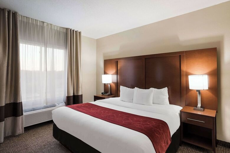 Hotel Comfort Suites Suffolk - Chesapeake