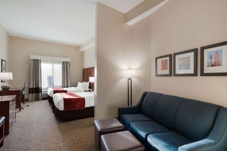 Hotel Comfort Suites Suffolk - Chesapeake