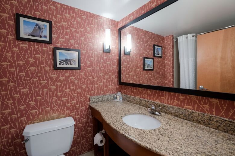 Hotel Comfort Suites Suffolk - Chesapeake