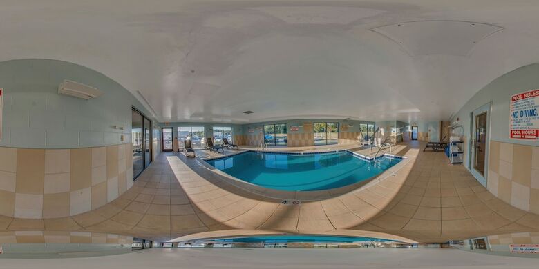Hotel Comfort Suites Suffolk - Chesapeake