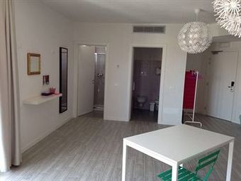 Meet Garda Lake Hostel
