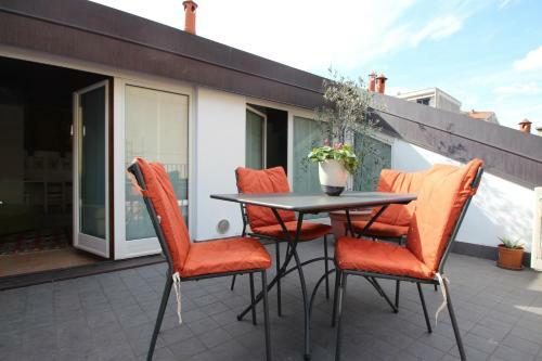 Apartment 23
