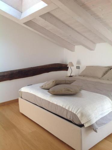 Apartment 23