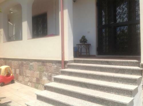Apartamento Trilocale Margine Rosso