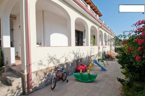 Apartamento Trilocale Margine Rosso