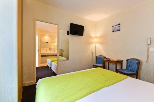 Hotel Logis H�tel De La Paix