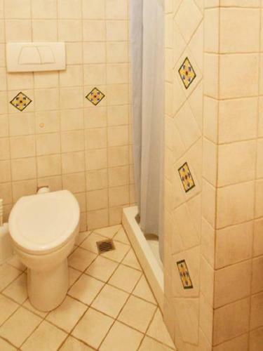 Gianni House Backpackers Hostel
