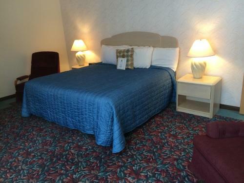 Posada Cedar Motor Inn