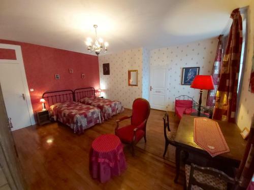 Hostal Maison D'h�tes Le Ch�teau De Puxe
