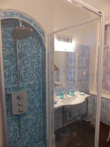 Hostal Maison D'h�tes Le Ch�teau De Puxe