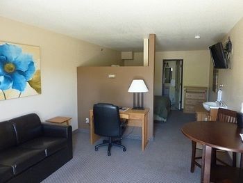 Motel Jorgenson's Inn & Suites