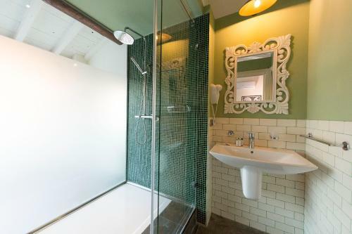 Hostal La Boheme Chambres