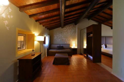 Hostal La Boheme Chambres